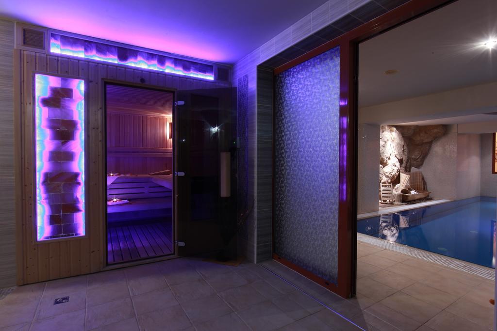 Wellness Hotel Vyhlidka Nachod Bagian luar foto