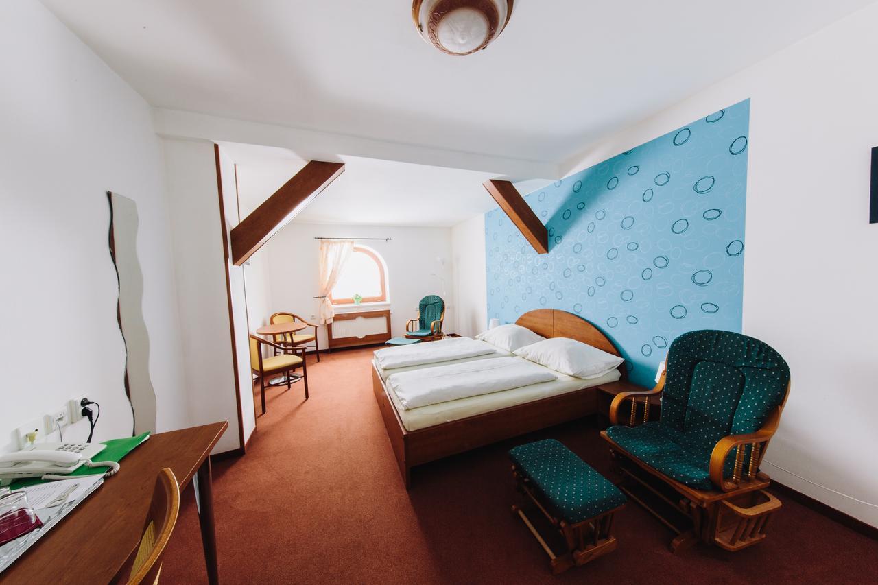 Wellness Hotel Vyhlidka Nachod Bagian luar foto